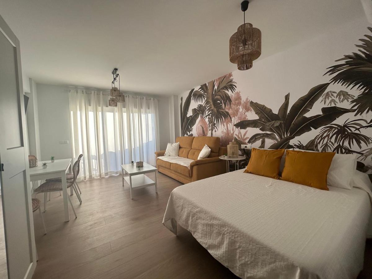 Selvatica Studio Torre Del Mar Exterior foto